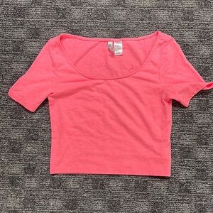 Divided Pink Crop T-Shirt Fitted Style